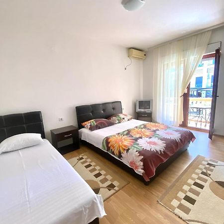 Dragovoja Lux Apartments & Rooms Улцин Екстериор снимка