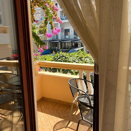 Dragovoja Lux Apartments & Rooms Улцин Екстериор снимка