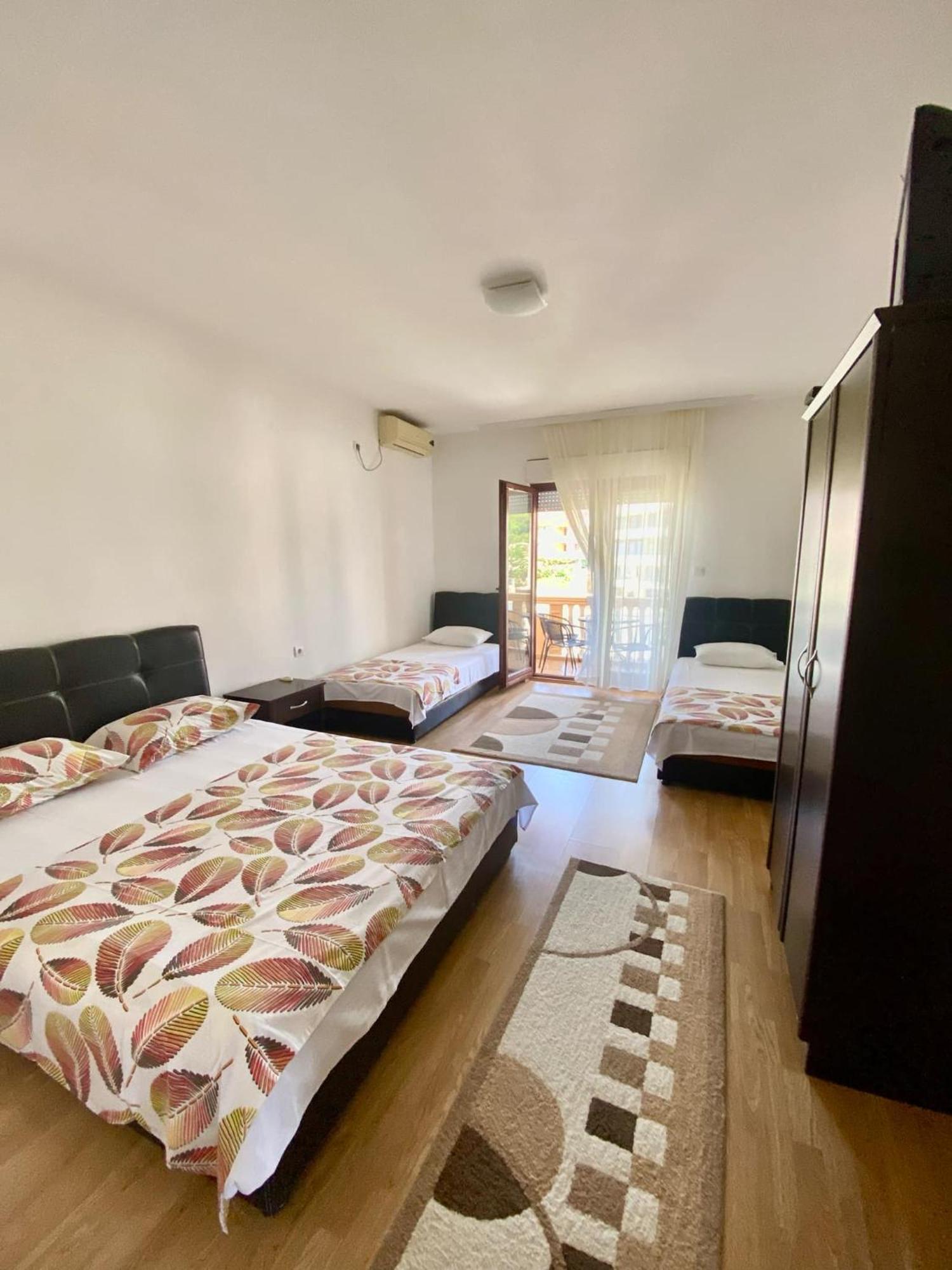 Dragovoja Lux Apartments & Rooms Улцин Екстериор снимка