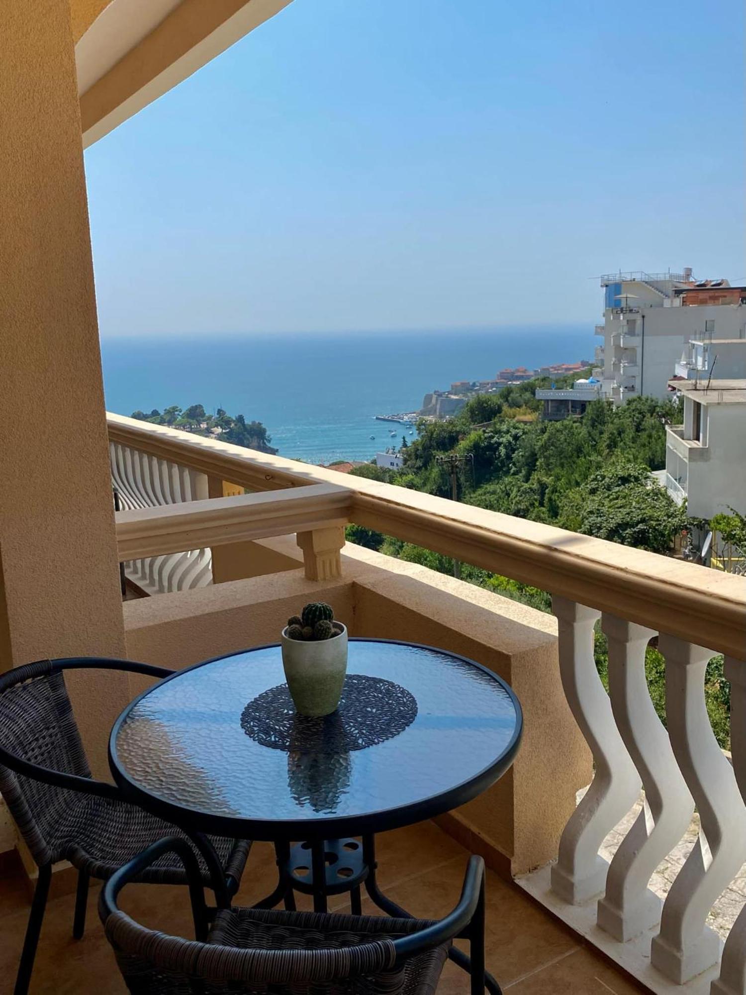 Dragovoja Lux Apartments & Rooms Улцин Екстериор снимка