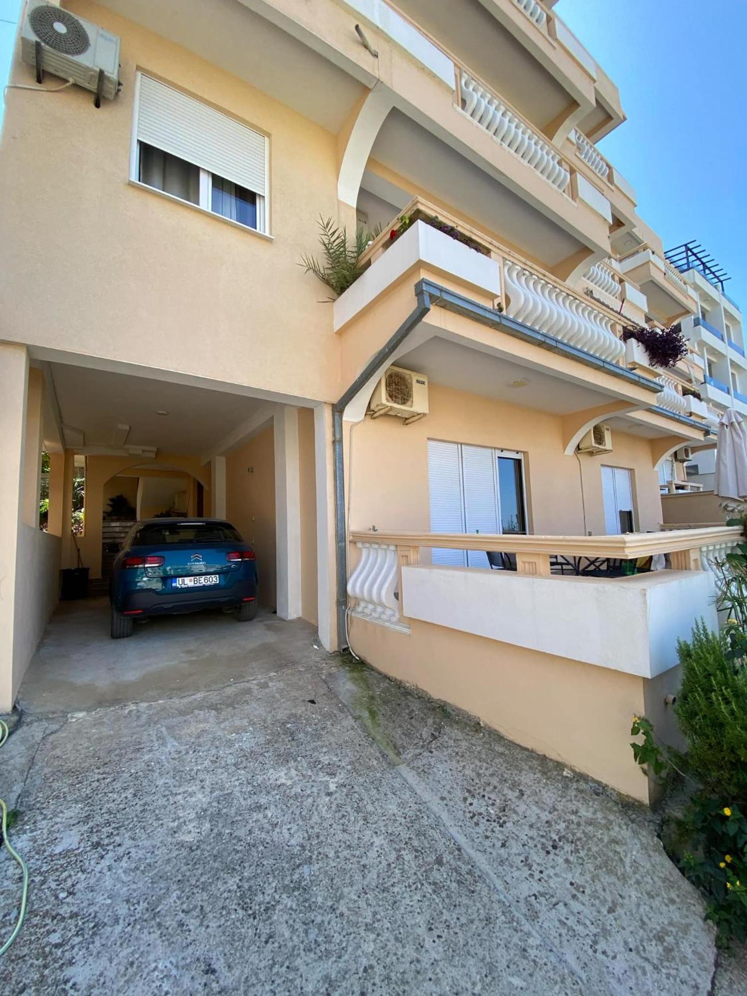 Dragovoja Lux Apartments & Rooms Улцин Екстериор снимка