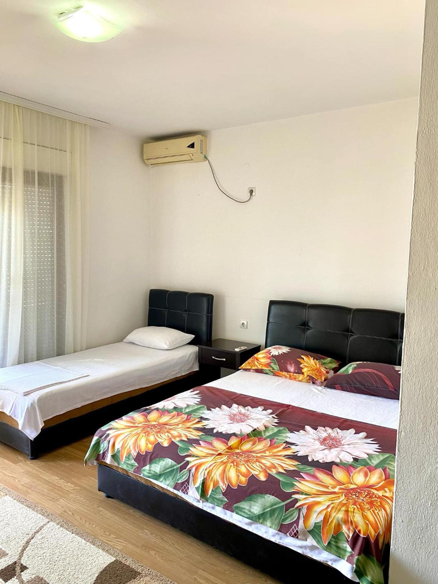 Dragovoja Lux Apartments & Rooms Улцин Екстериор снимка