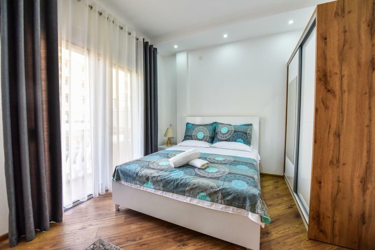 Dragovoja Lux Apartments & Rooms Улцин Екстериор снимка